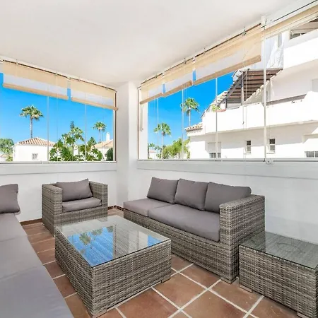Apartment Family With Pool