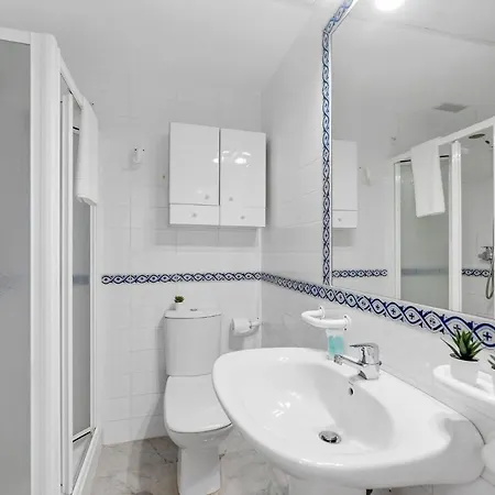 Apartment Family With Pool Marbella